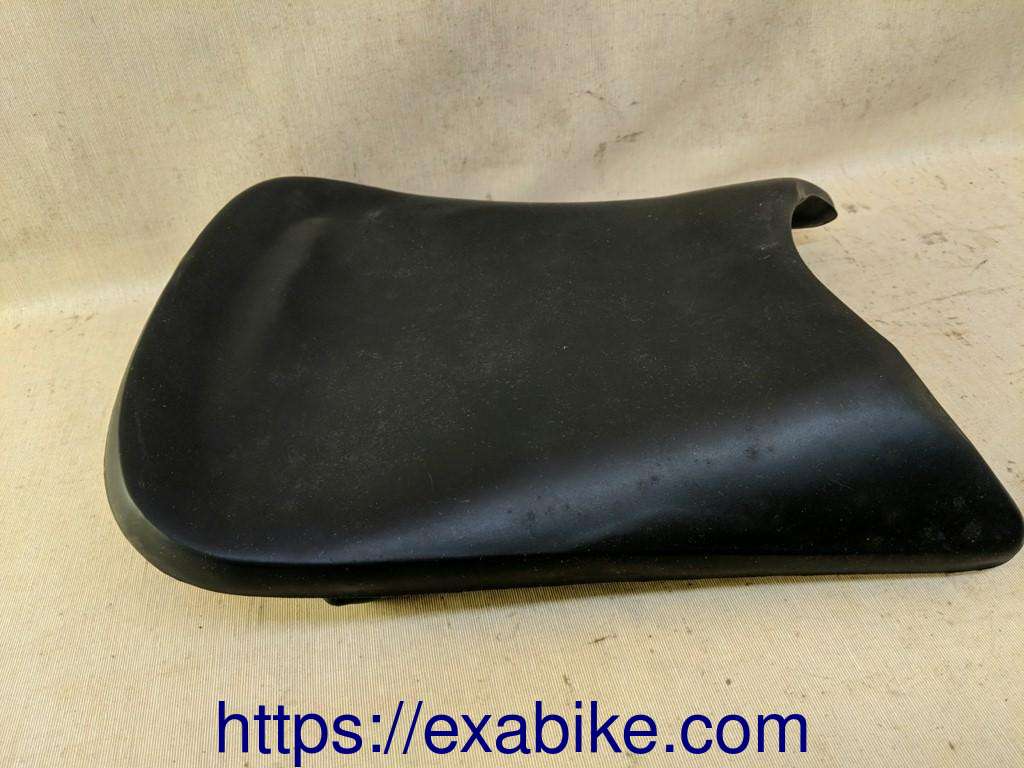 seat, front Yamaha TZR 125 - photo 2