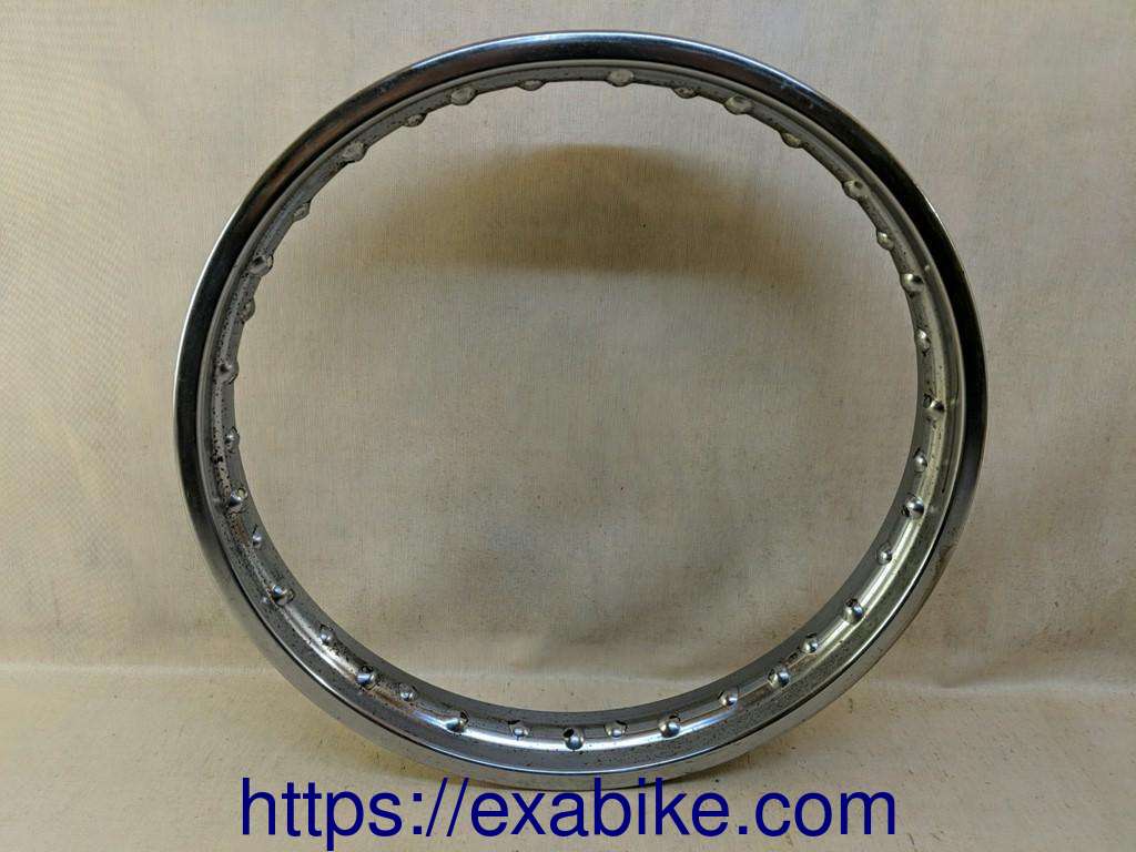 rear wheel rim Suzuki GT 380 - photo 1