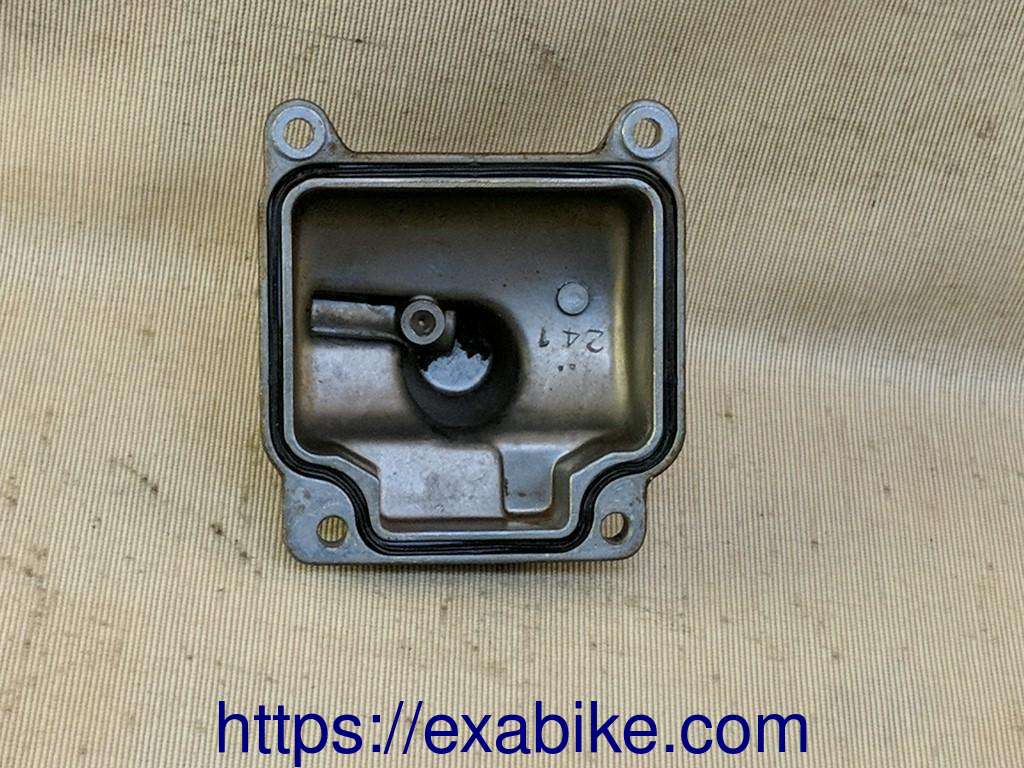 carburetor float chamber Honda CBX 650 E - photo 2