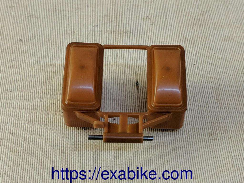 flotteur de carburateur Honda CBX 650 E - photo 1