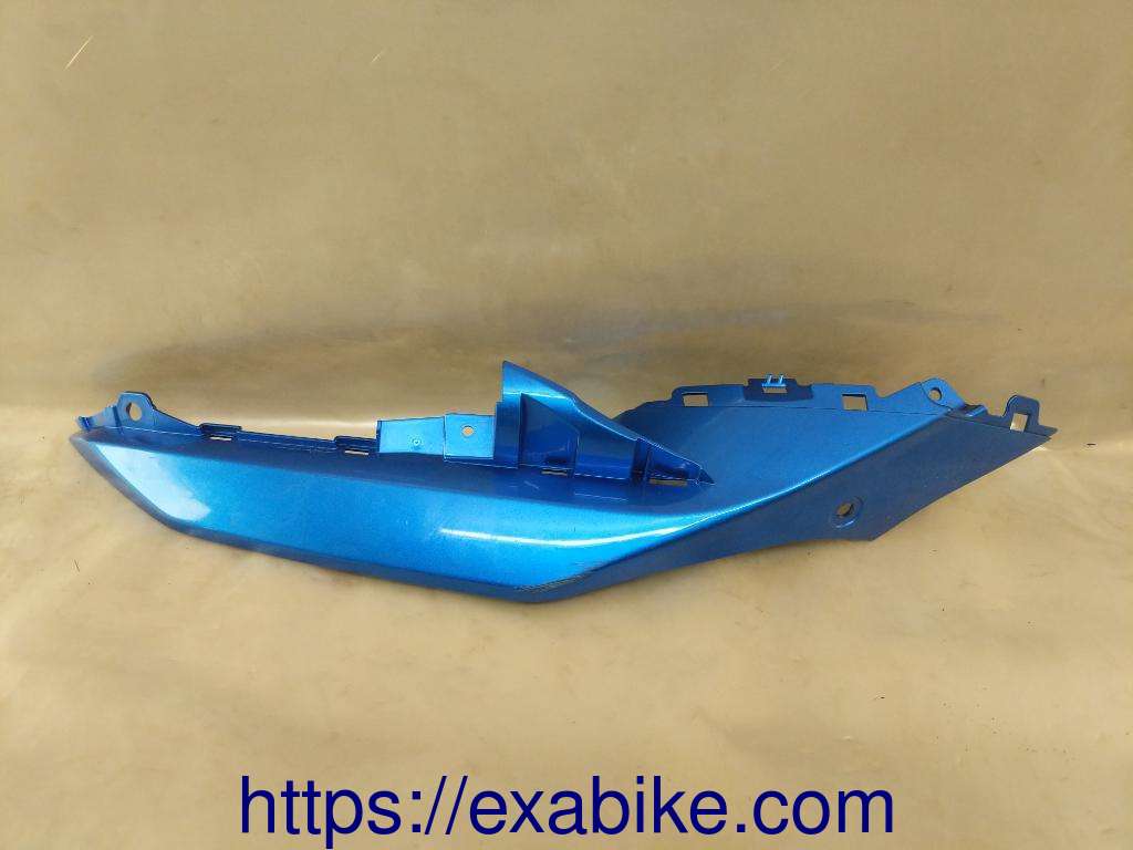 side cowl, upper right Suzuki GSXR 1000 - photo 1