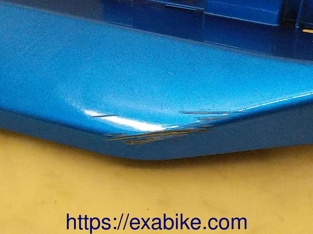 side cowl, upper right Suzuki GSXR 1000 - photo 2