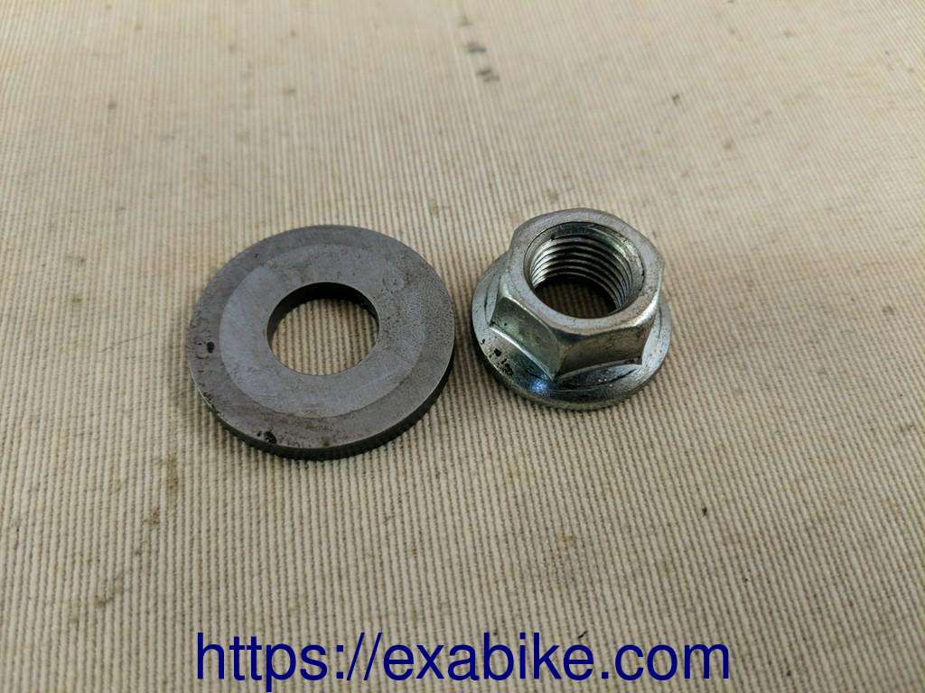 ecrou du rotor d'alternateur Honda VT 125 Shadow - photo 1