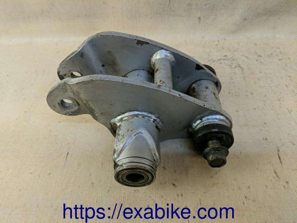 swingarm connecting Suzuki DR 600 - photo 1