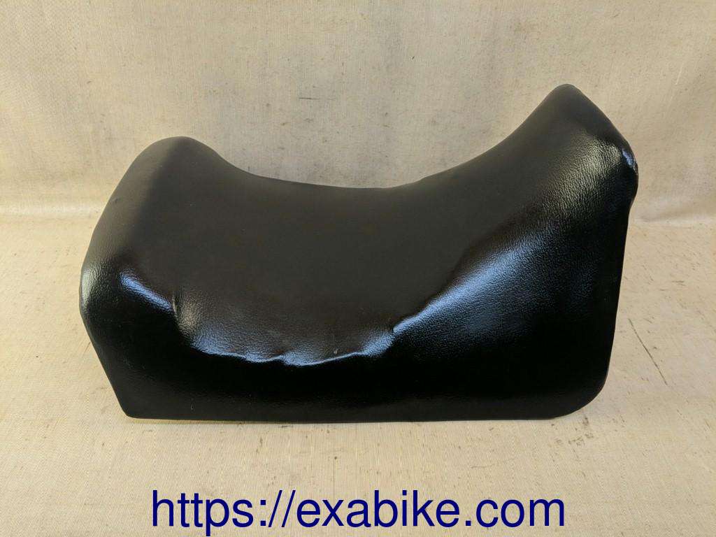 seat, front Suzuki RG 250 - photo 1