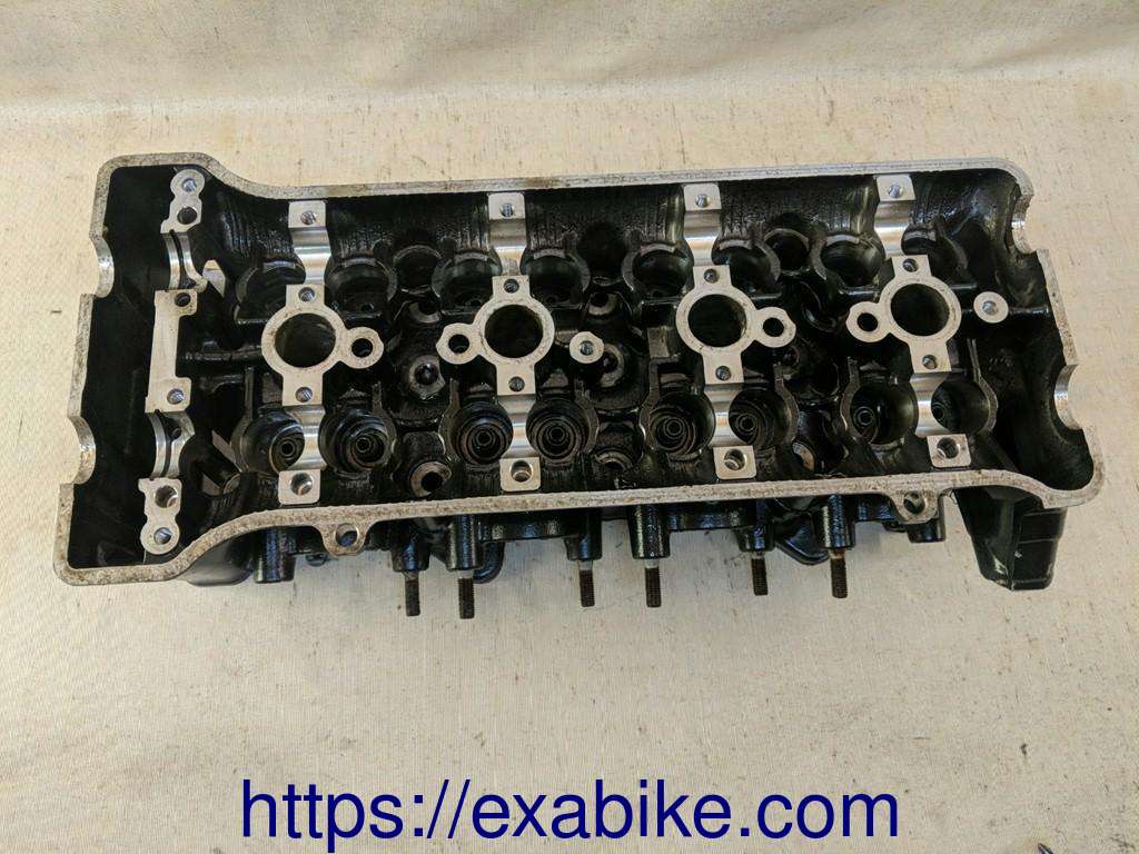 cylinder head Honda CB1000F - photo 4
