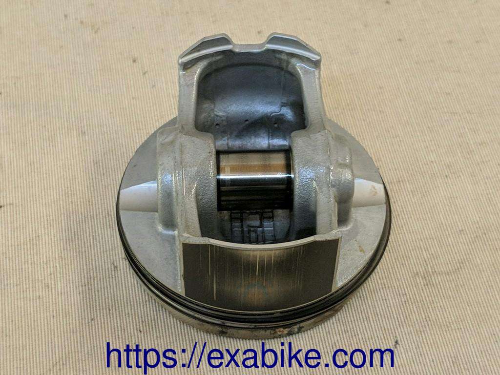 piston Honda CB1000F - photo 2