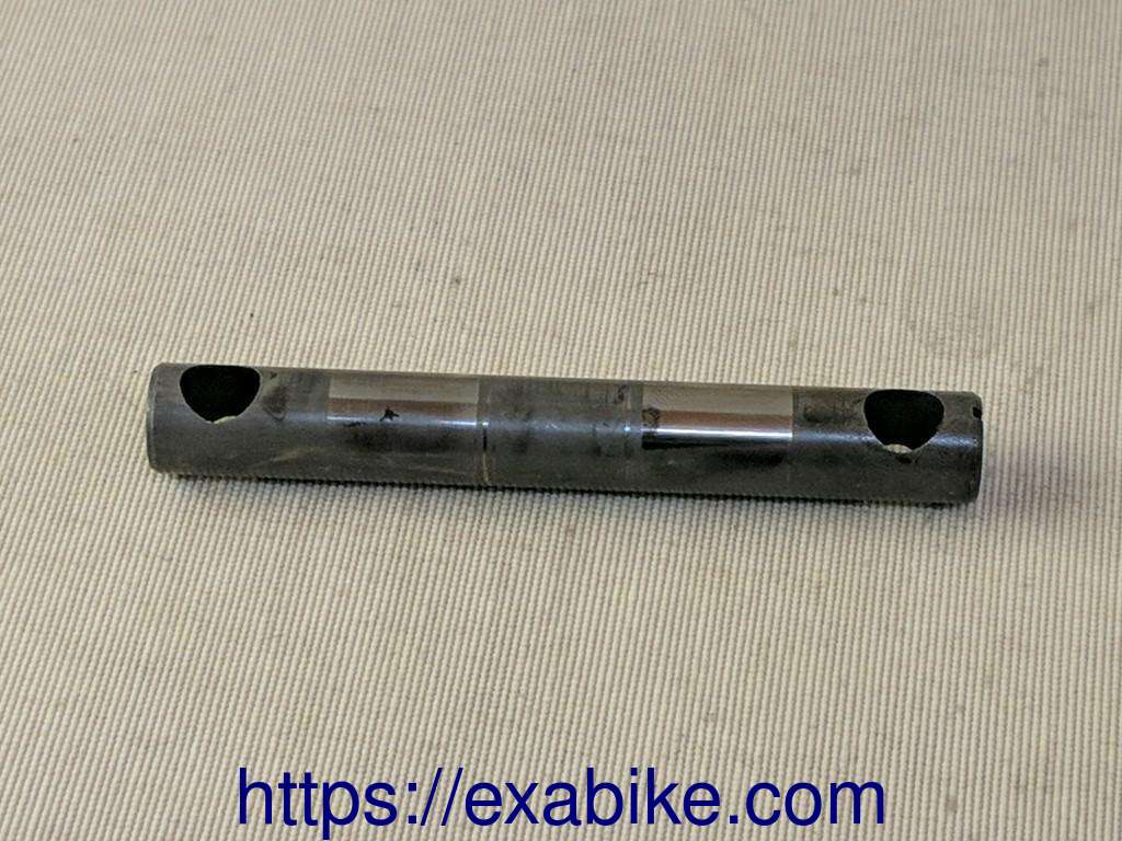 intake valve rockers sahft Honda XRV 750 Africa Twin - photo 1