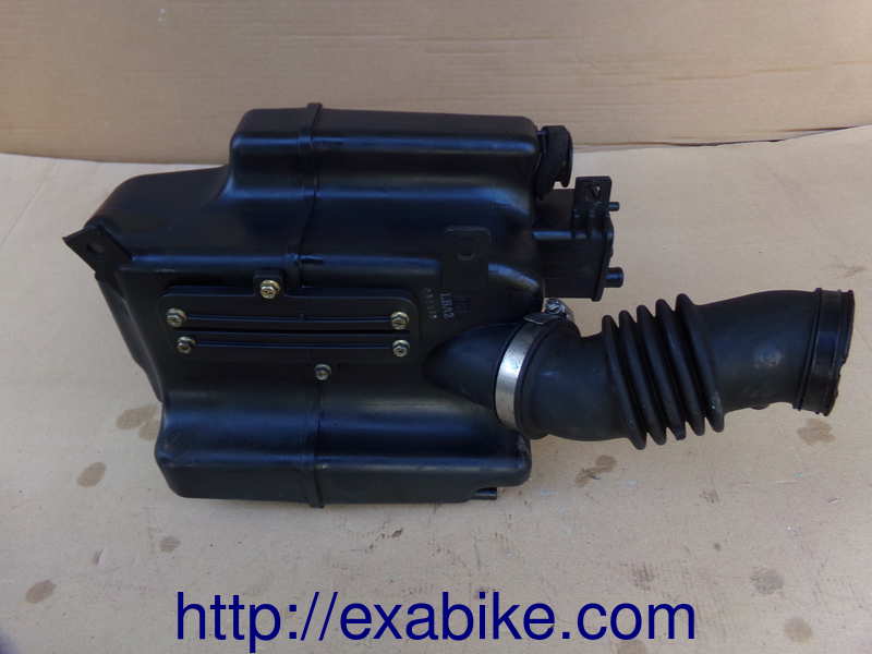 air cleaner box Kymco Xciting 500 - photo 3