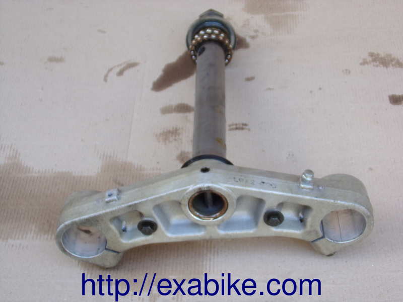fork bracket, lower Kymco Xciting 500 - photo 2
