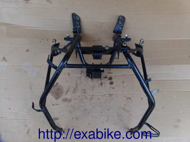 fairing bracket Kymco Xciting 500 - photo 1