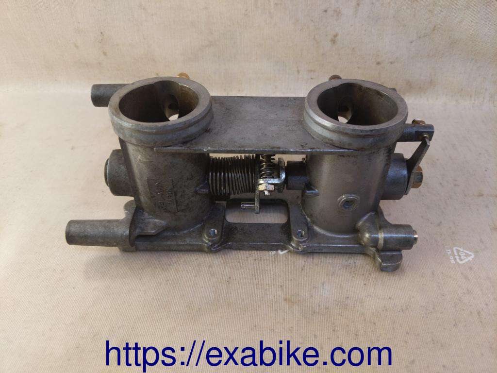 throttle body, front Honda VFR 800 - photo 3