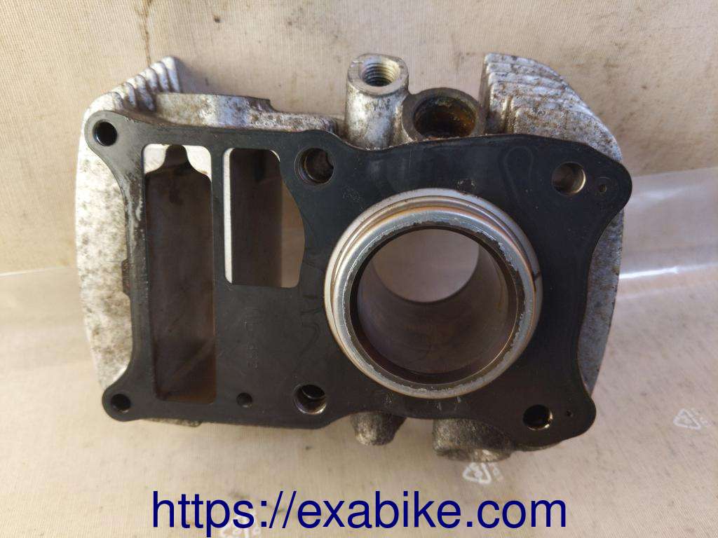 cylindre avant Honda VT 125 Shadow - photo 3