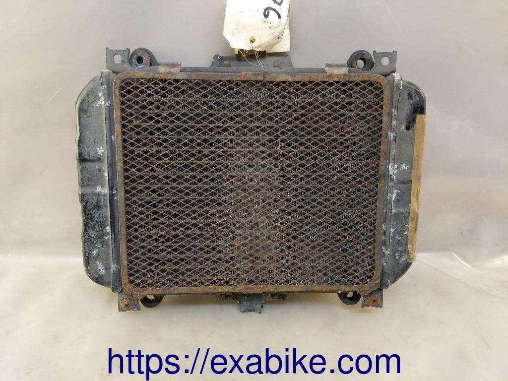 radiateur à eau Kawasaki GPZ 500 - photo 1