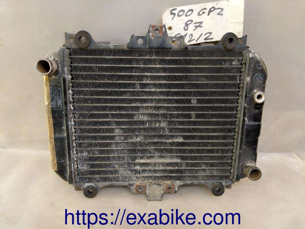 radiateur à eau Kawasaki GPZ 500 - photo 2