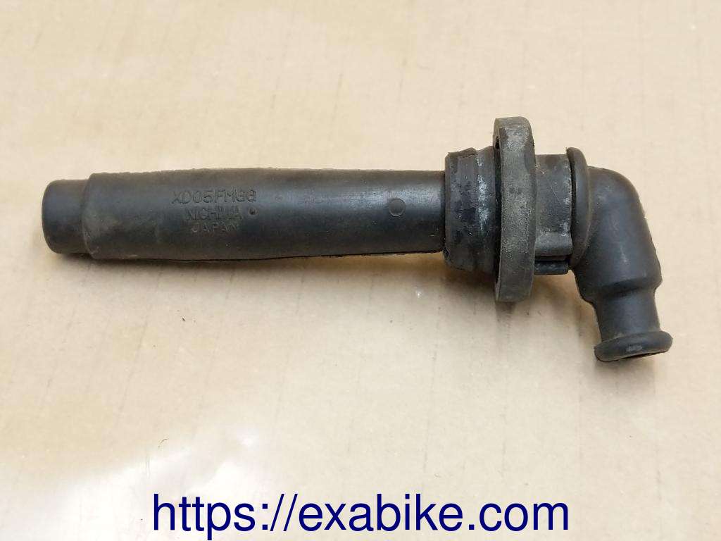 spark plug cap Kawasaki GPZ 1100 - photo 1