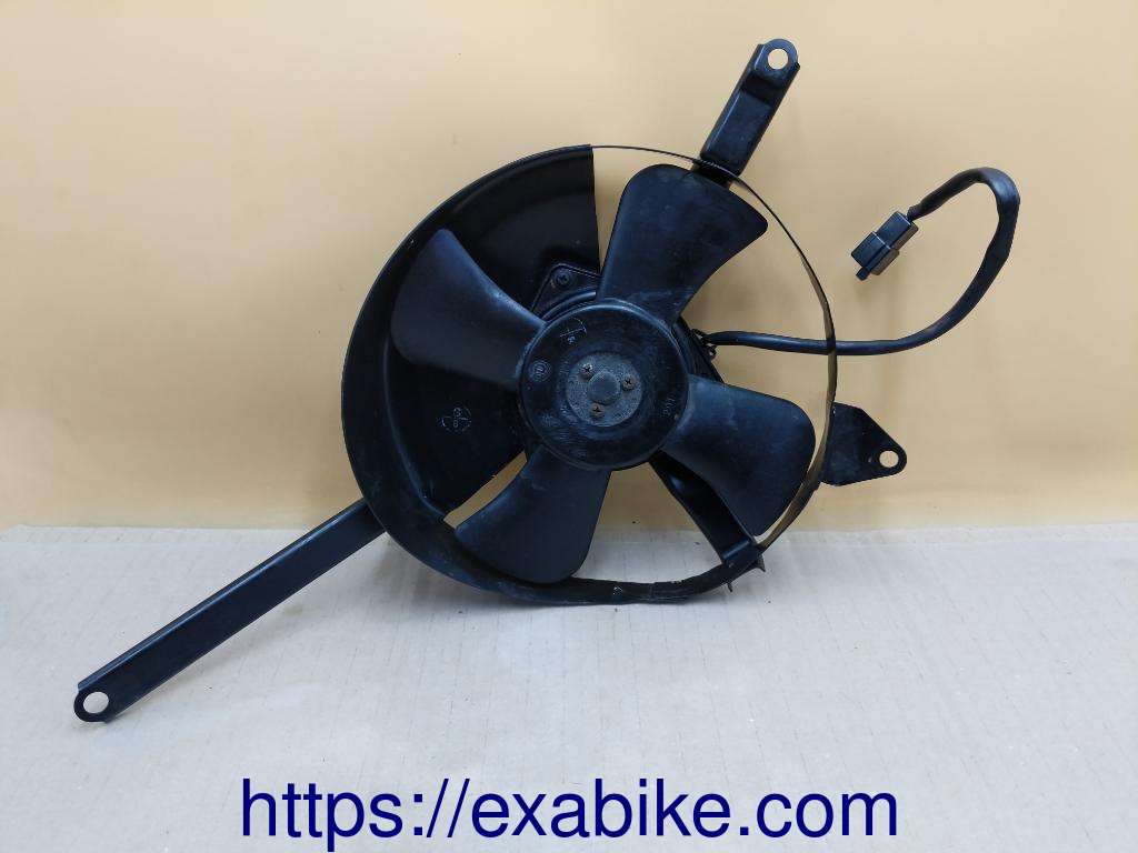 radiator fan Suzuki RF 600 - photo 1