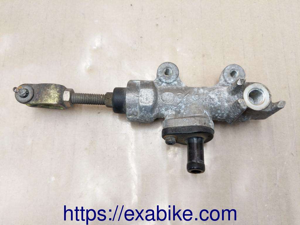 maitre cylindre de frein arrière Suzuki GSE 500 - photo 1