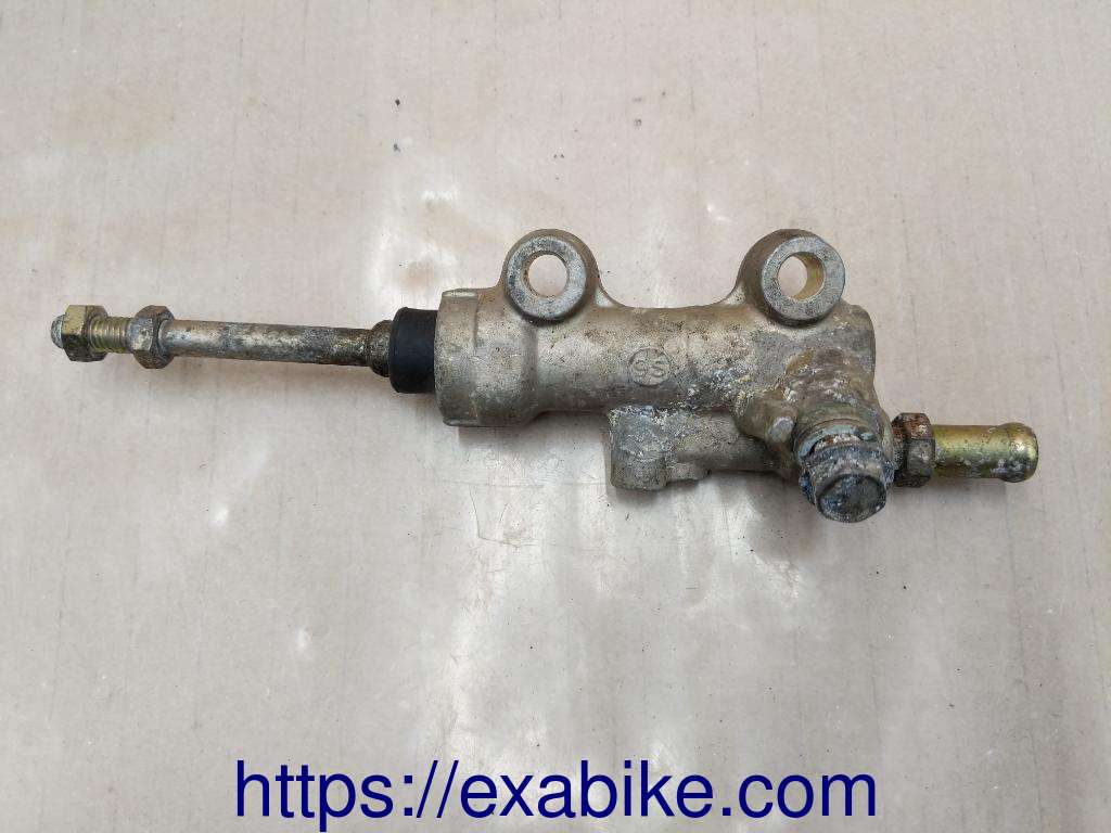 rear master cylinder Kawasaki ZX10 Tomcat - photo 2