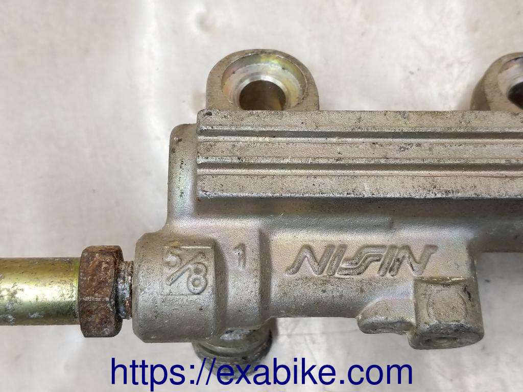 rear master cylinder Kawasaki ZX10 Tomcat - photo 3