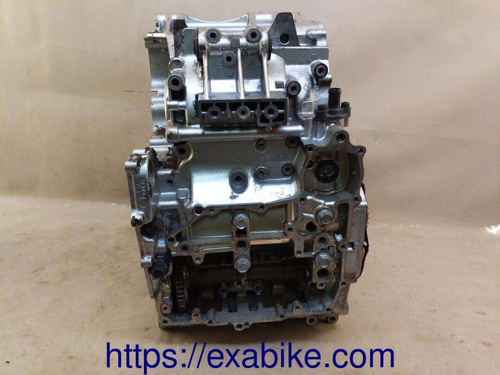 crankcase set Yamaha TDM 850 - photo 4