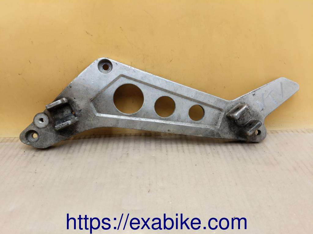 footrest plate, left Honda NTV 650 REVERE - photo 1