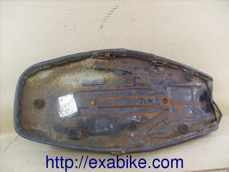 selle Yamaha XS 650 - photo 3