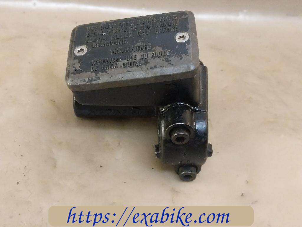 maitre cylindre de frein avant Kawasaki GPX500R - photo 1