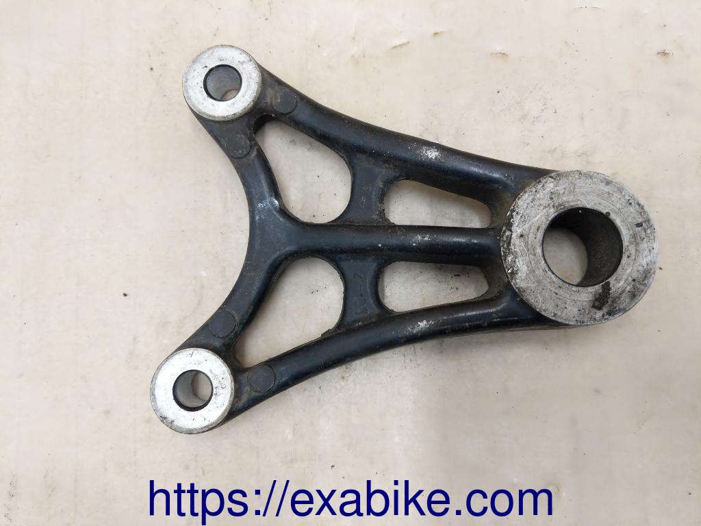 caliper bracket, rear Suzuki GSE 500 - photo 1