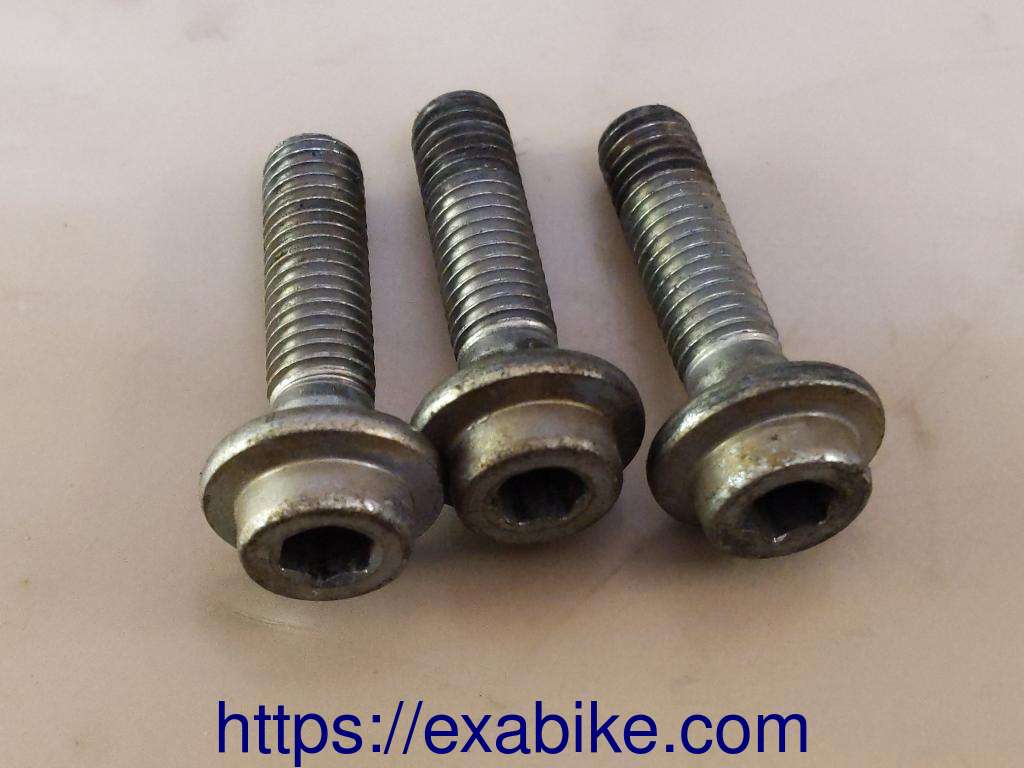 screw Voir la photo ou référence modele a identifier - photo 1