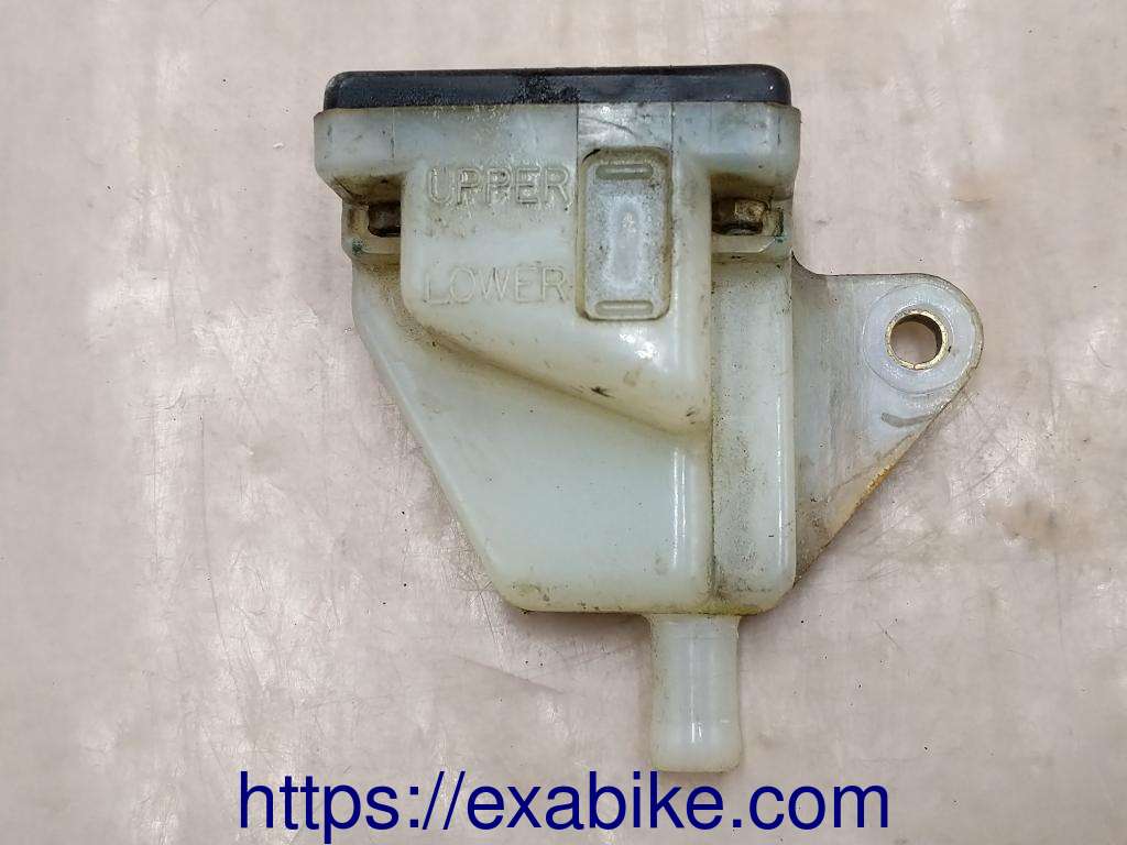brake fluid reserve Suzuki GSE 500 - photo 1