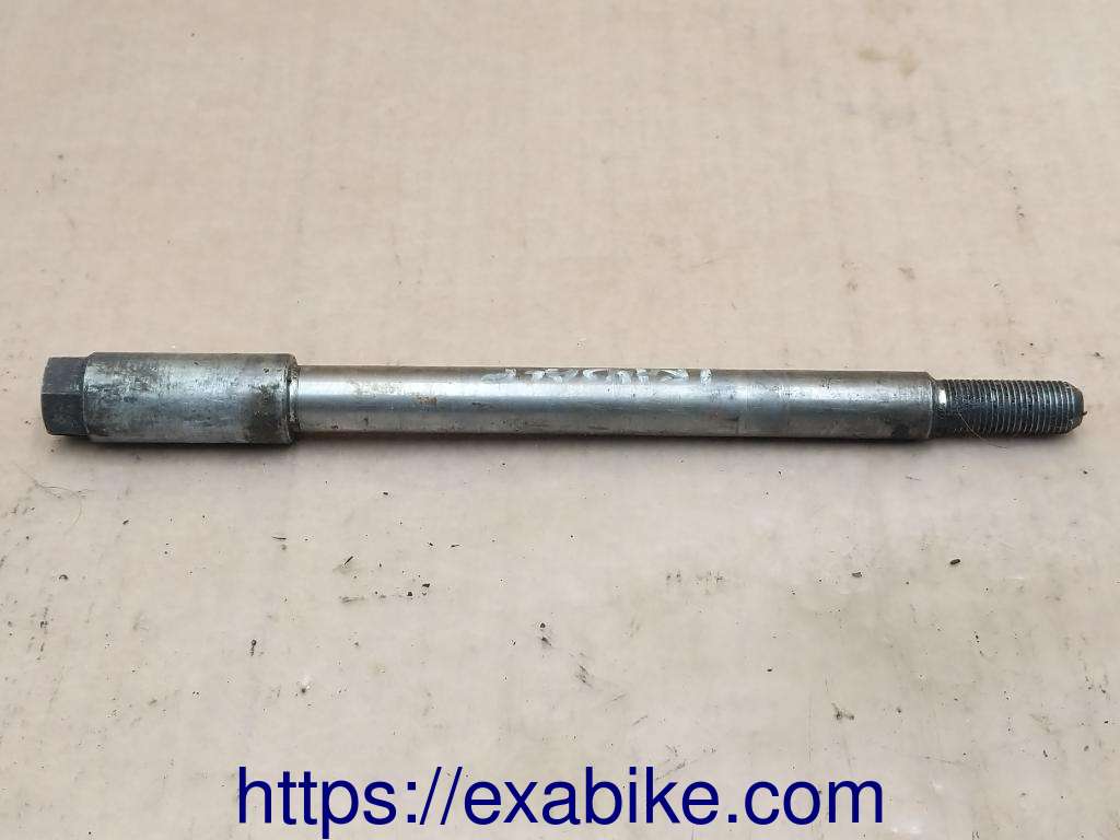 wheel axle, front Honda XR 350 - photo 1