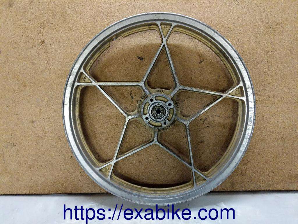 front wheel Suzuki GT 80 - photo 1