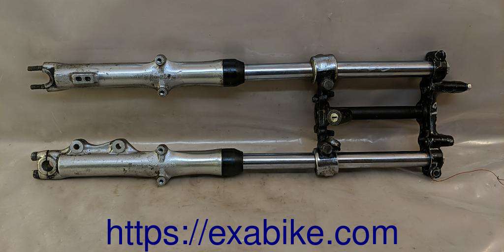 front fork Suzuki GT 125 - photo 1