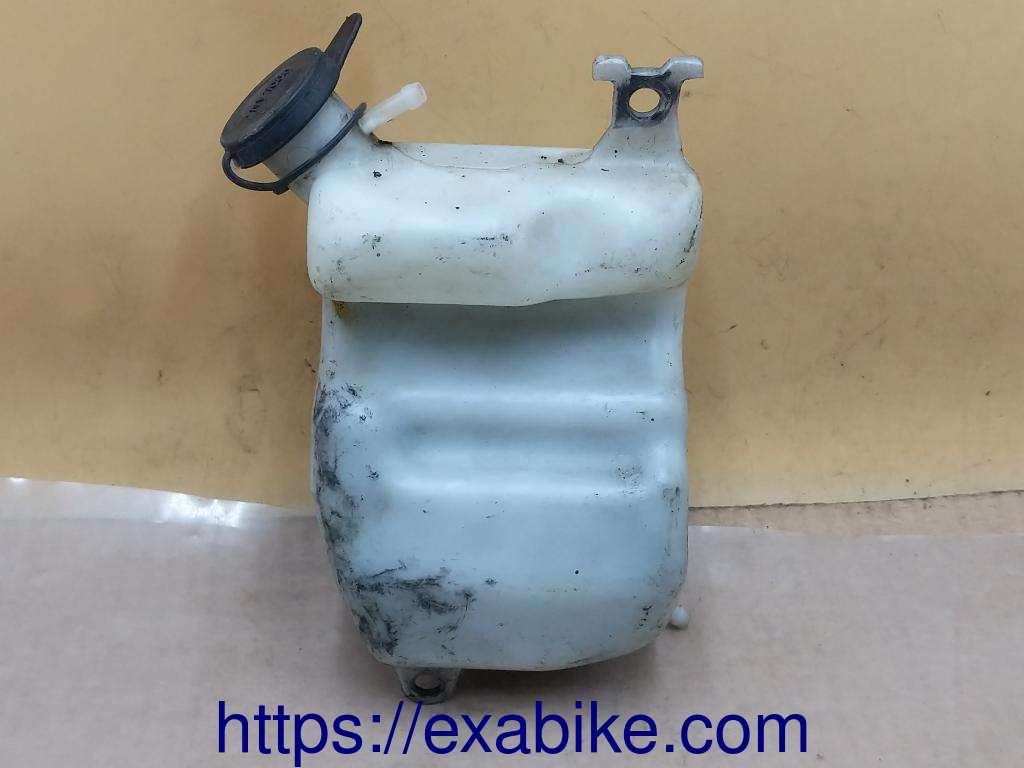 expansion tank Honda CBR 900 - photo 2