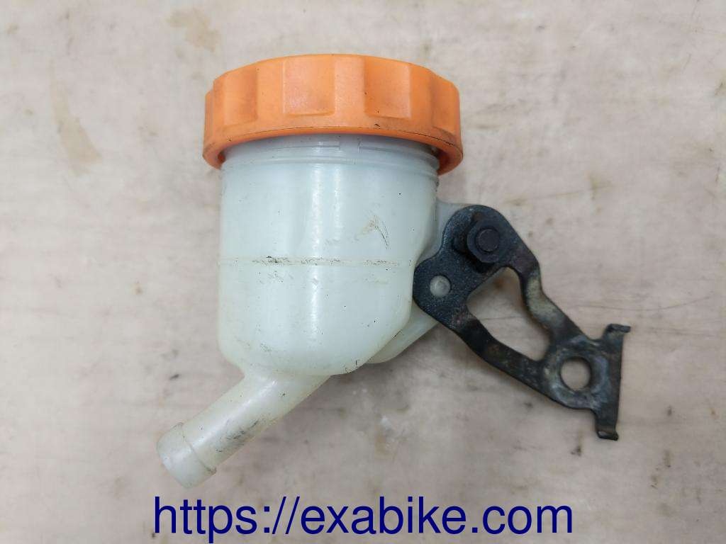 brake fluid reserve Honda VFR 750 - photo 2