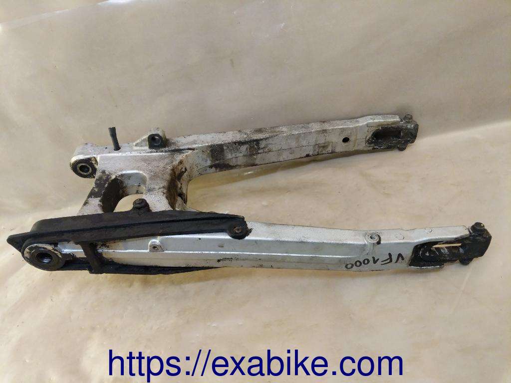swingarm Honda VF1000F - photo 1