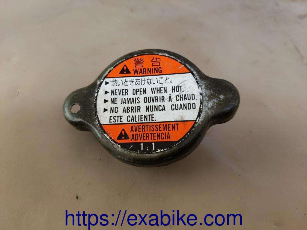 radiator cap Suzuki modele a identifier - photo 1