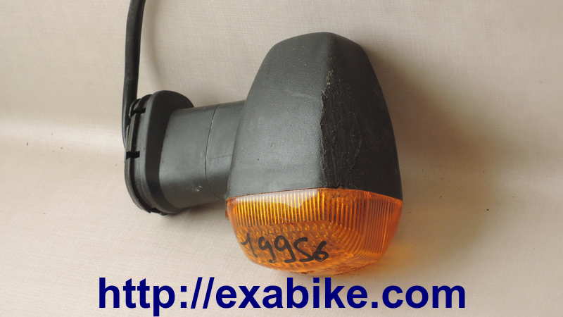 turn signal, front left Yamaha R6 - photo 2