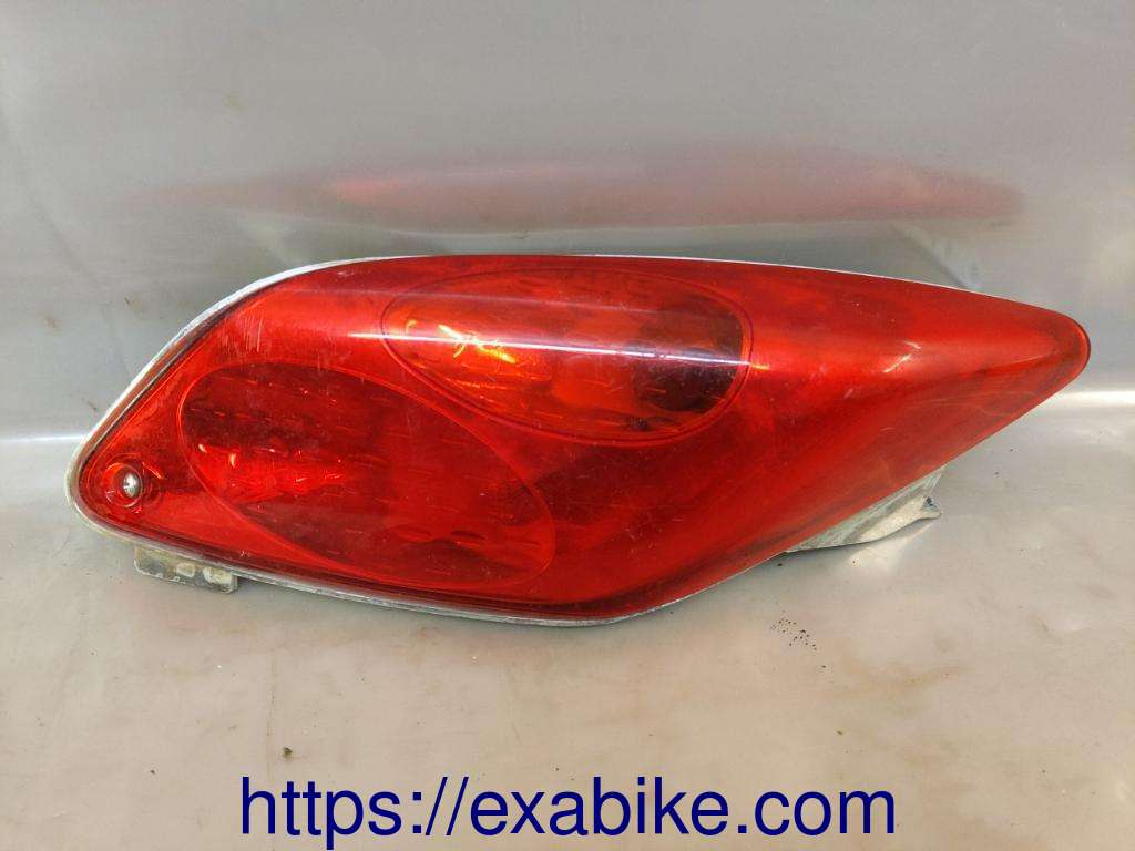 tail light Yamaha X-MAX 125 - photo 1