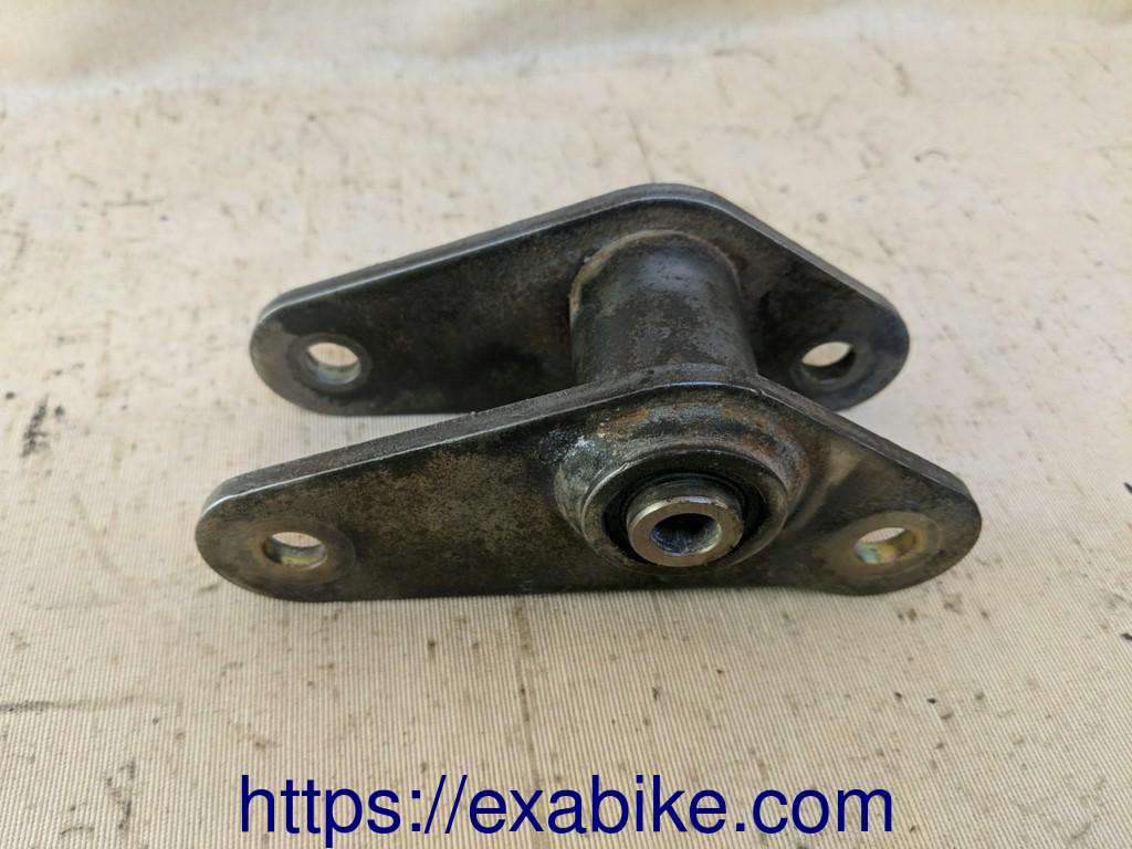 swingarm connecting Honda CBR 600 - photo 1