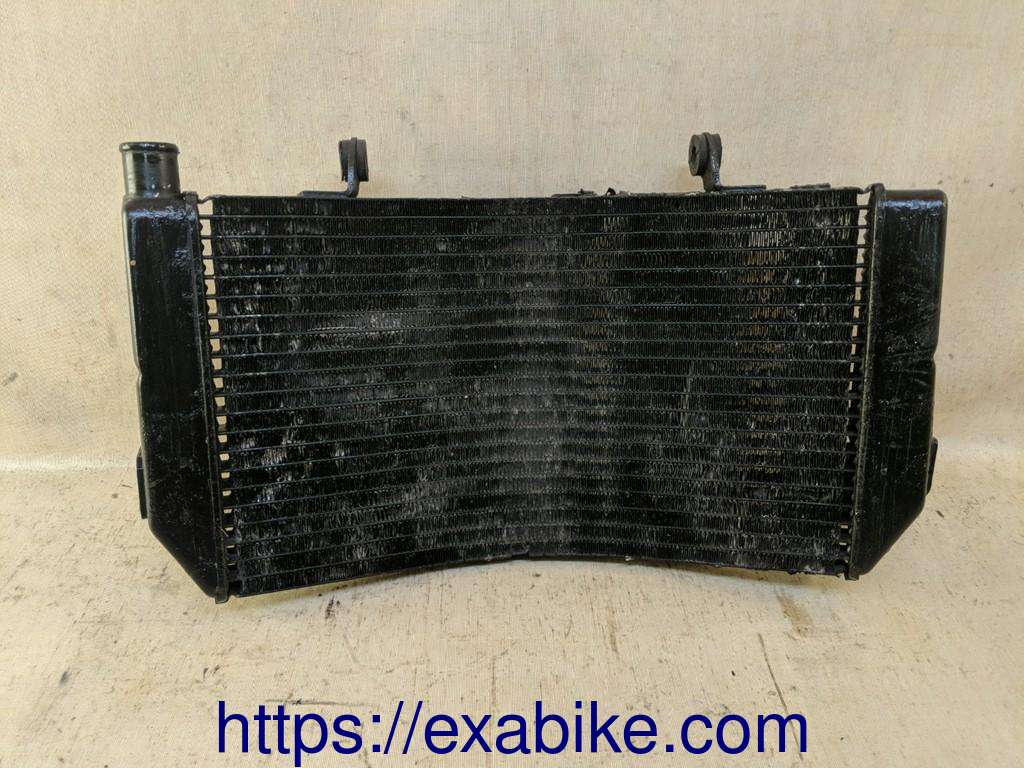 radiateur à eau Honda CBR 600 - photo 1