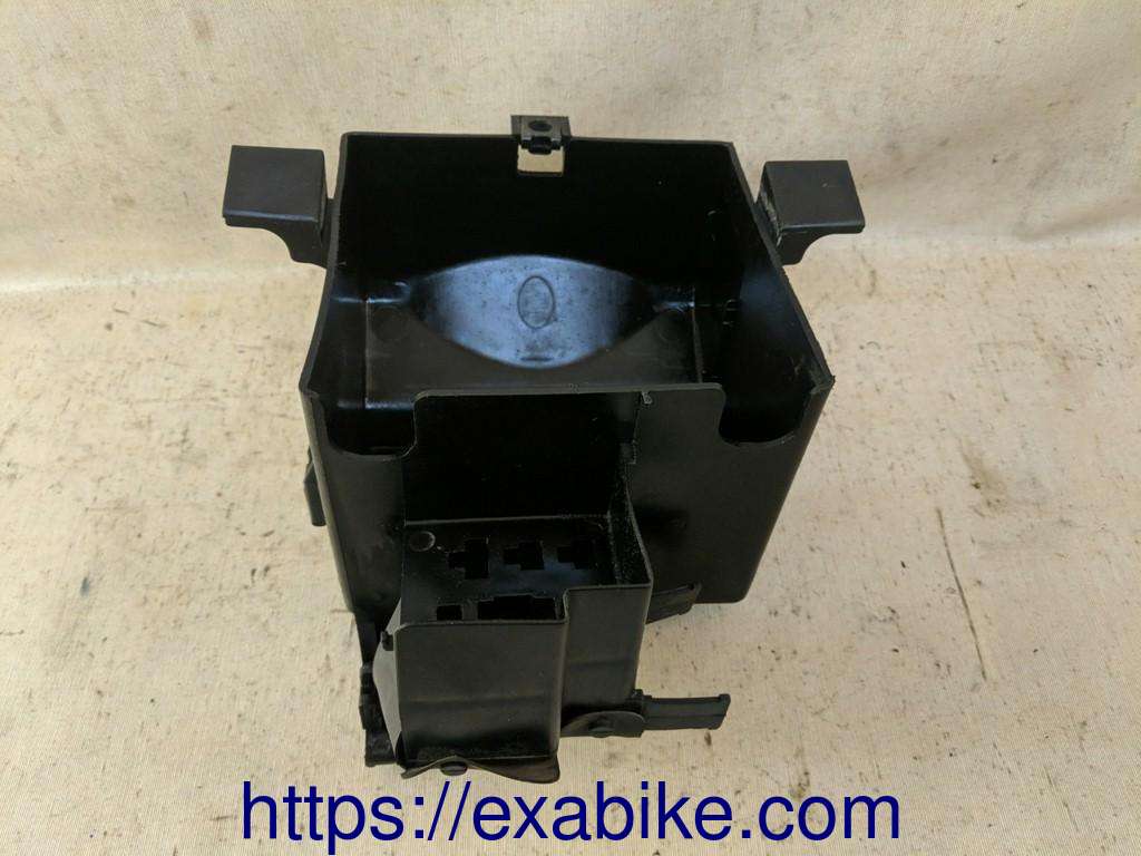 bac à batterie Honda CBR 600 - photo 1