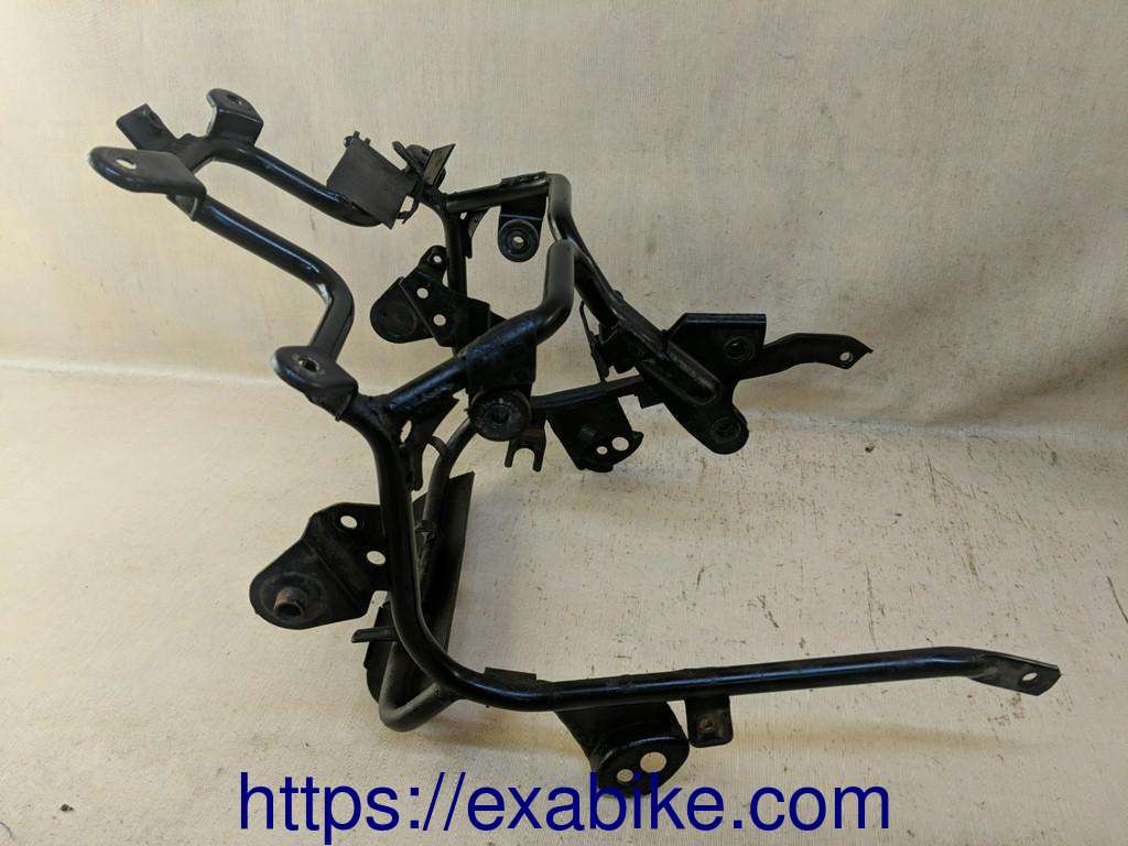 fairing bracket Honda VF1000F - photo 2