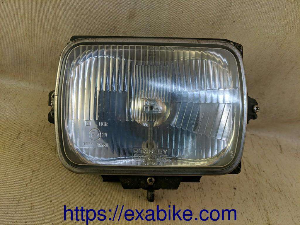 headlight Honda VF1000F - photo 1