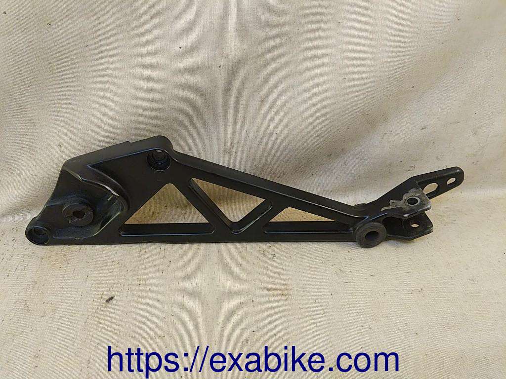 platine repose-pied gauche Honda VF1000F - photo 1