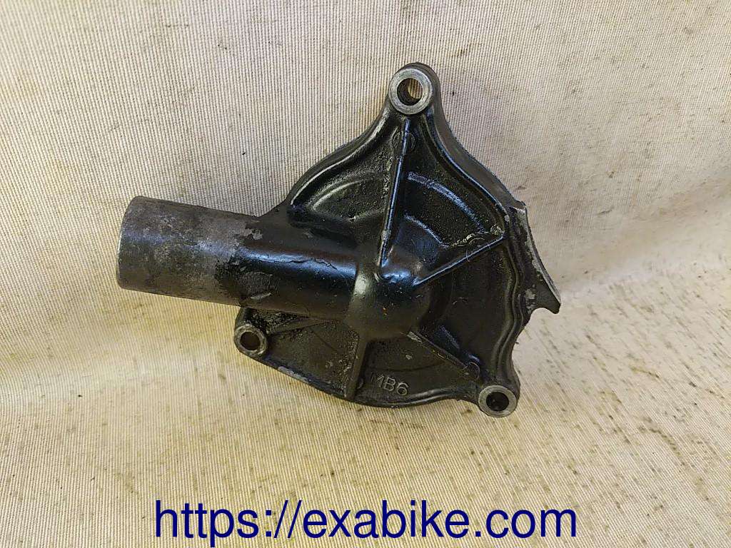 water pump cover Honda VF1000F - photo 1