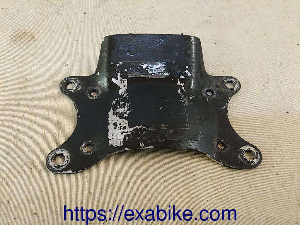 front fender bracket Honda VF1000F - photo 1