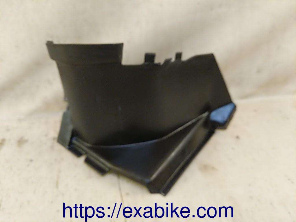 interieur de carénage droit Honda VF1000F - photo 2