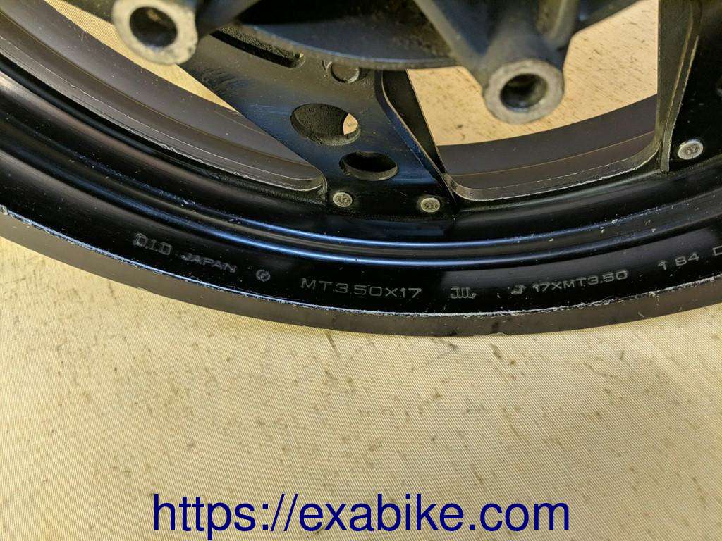 rear wheel Honda VF1000F - photo 3